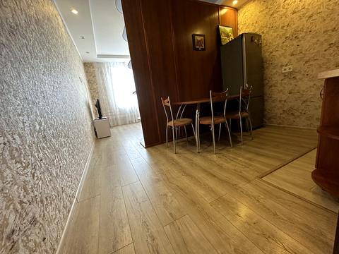 квартира за адресою Академіка Глушкова просп., 9-В