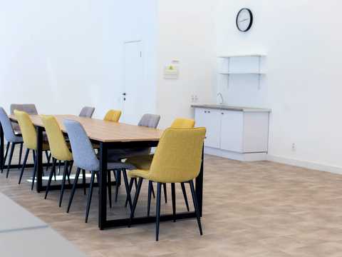 комерційна за адресою Охтирський пров., 7