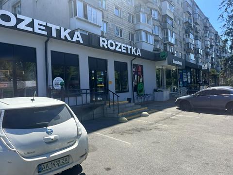 комерційна за адресою Русанівська набережна вул., 4