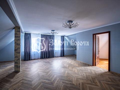 будинок за адресою с. Гавронщина, Жовтнева, 8а