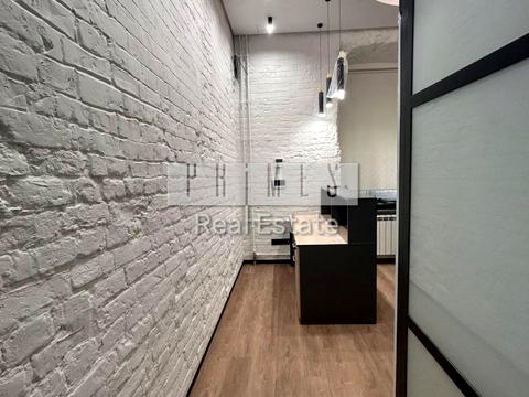 коммерческая по адресу Богдана Ступки ул. (Станіславського), 3