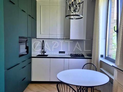 квартира за адресою Лондонська вул. (Пітерська), 3