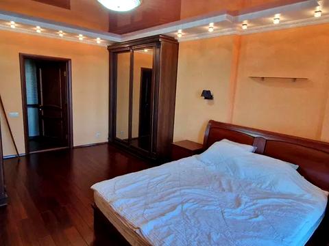 квартира по адресу Леся Курбаса просп., 7