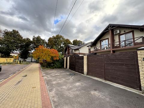 будинок за адресою Олекси Тихого пров., 1