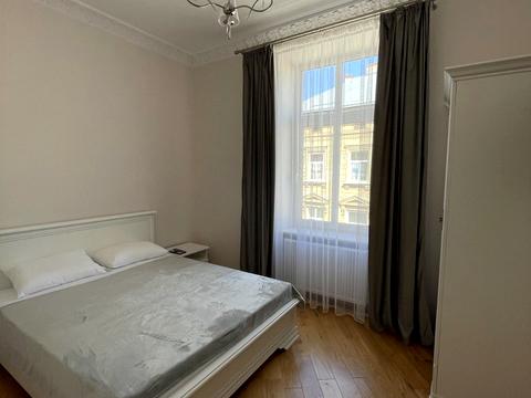 квартира за адресою Пекарська вул., 22