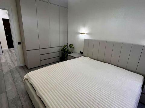 квартира по адресу Краснова ул., 1-В