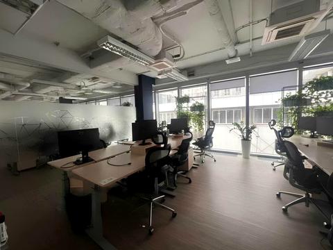 коммерческая по адресу Лейпцигская ул., 15