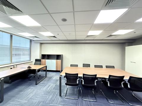 коммерческая по адресу Богдана Хмельницкого ул., 17/52