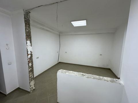 комерційна за адресою Агатангела Кримського вул., 5