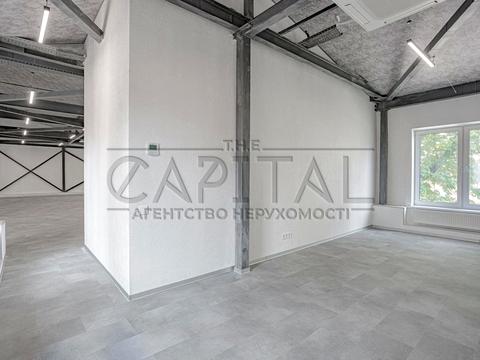 комерційна за адресою Івана Франка вул., 26