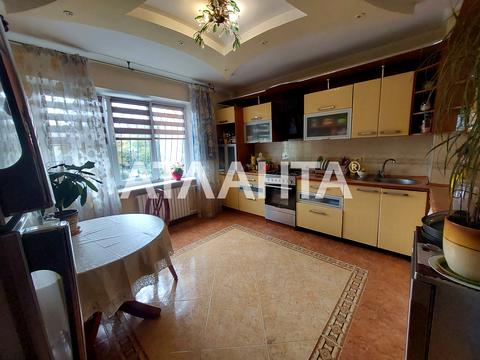квартира за адресою Тополина вул., 18