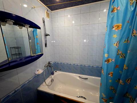 квартира за адресою Космодромна вул., 8