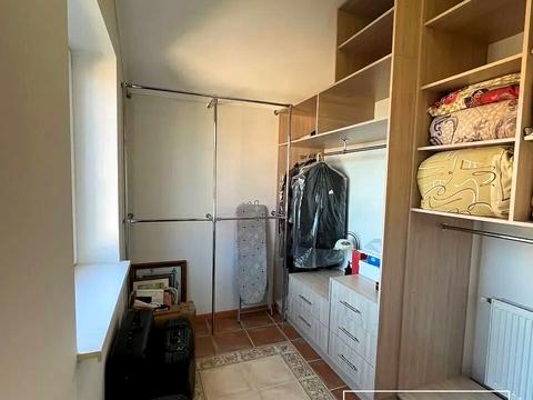 будинок за адресою с. Крихівці, Аматорська вул.
