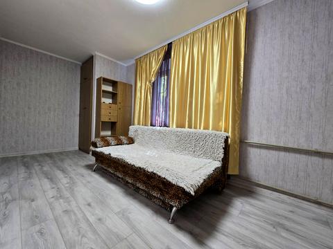 квартира за адресою Квартальна вулиц вул. (Гладкова), 27