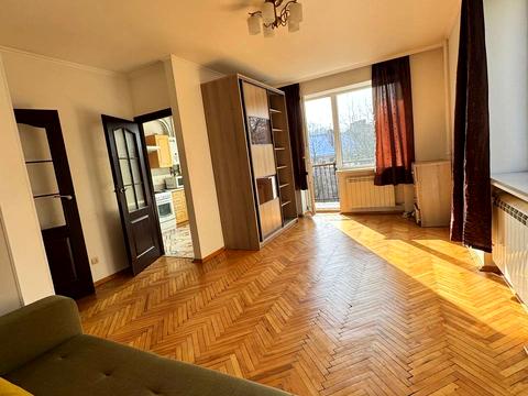 квартира за адресою Івана Богуна вул., 12