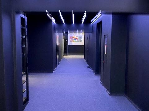 коммерческая по адресу Антоновича ул. (Горького), 74