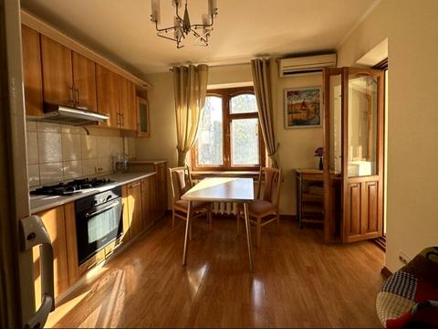 квартира за адресою Марка Кропивницького вул. (Потьомкінська), 129а