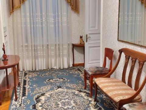 квартира за адресою Торгова вул., 3