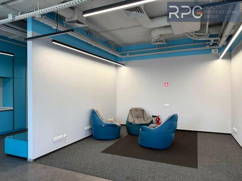 комерційна за адресою Сім'ї Прахових вул. (Гайдара), 58/10