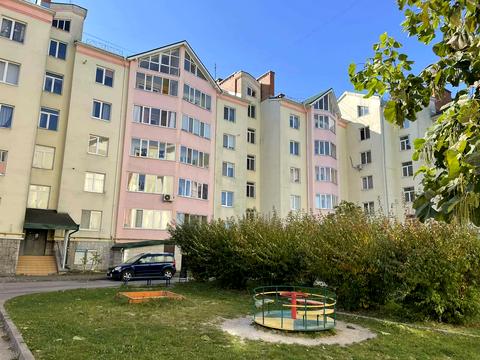 квартира за адресою Тролейбусна вул., 28