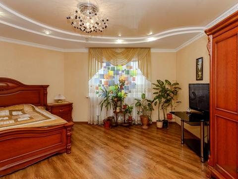 квартира по адресу Александра Мишуги ул., 12