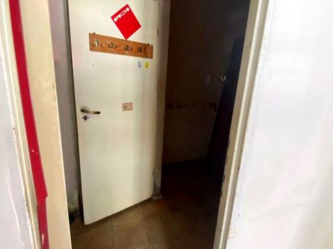 комерційна за адресою Володимира Антоновича вул. (), 7