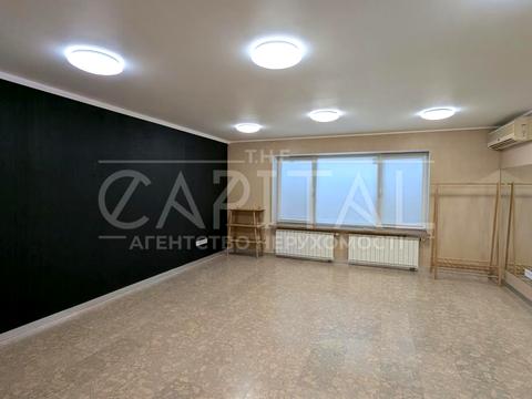 комерційна за адресою Оболонська набережна вул., 7