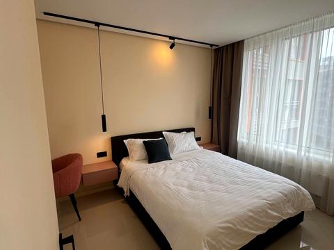 квартира за адресою Дніпровська набережна вул., 18-А