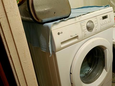 квартира за адресою Матроса, 42