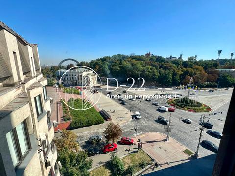 комерційна за адресою Хрещатик вул., 6