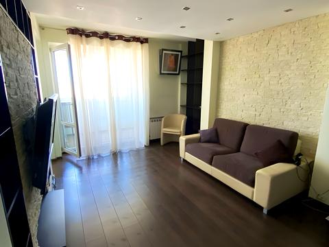 квартира за адресою Анни Ахматової вул., 13-Д