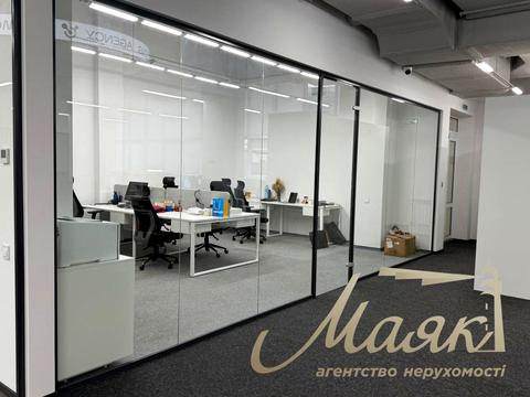 коммерческая по адресу Сімʼї Прахових ул. (Гайдара), 58