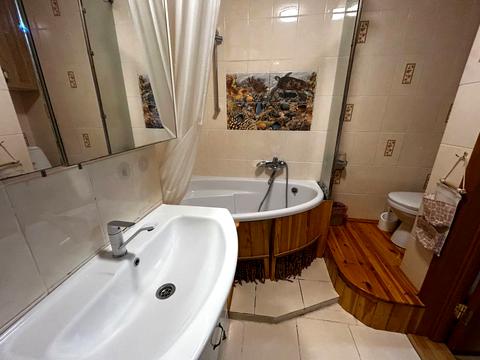квартира за адресою Оксамитова вул., 1-Б