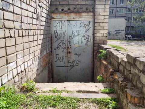 комерційна за адресою Калинова вул., 77