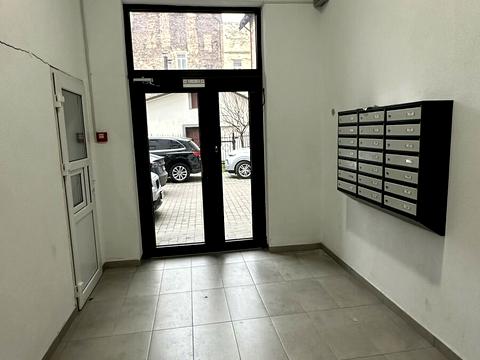 коммерческая по адресу Замарстыновская ул. (Калинина), 43