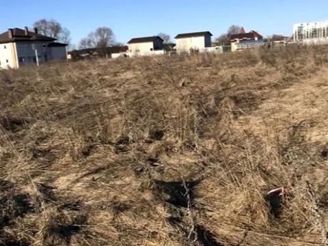 ділянка за адресою вул. Дивовижна, 38