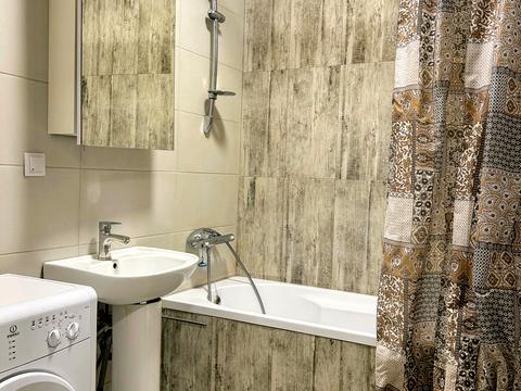 квартира за адресою Регенераторна вул., 4