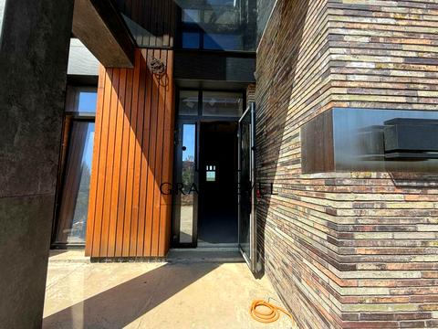 будинок за адресою с. Лісники, Ватутіна пров.