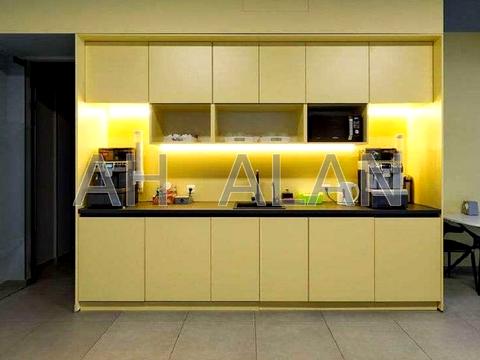 комерційна за адресою Левка Лук'яненка вул. (Маршала Тимошенка), 21