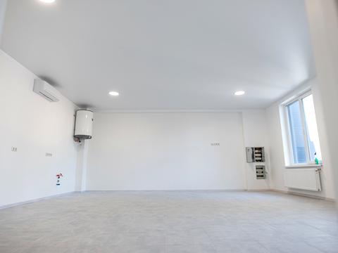 комерційна за адресою Євгена Чикаленка вул., 26