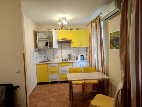 квартира за адресою Олени Теліги вул., 21