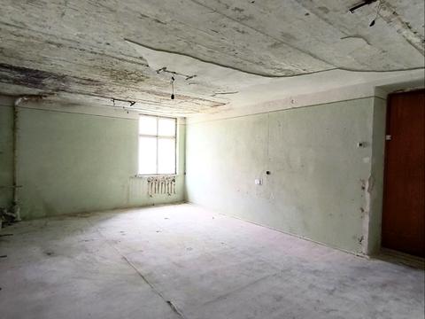 комерційна за адресою Плугова вул., 6а