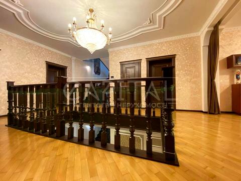 будинок за адресою Грушевського вул.