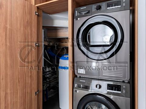 будинок за адресою Свободи