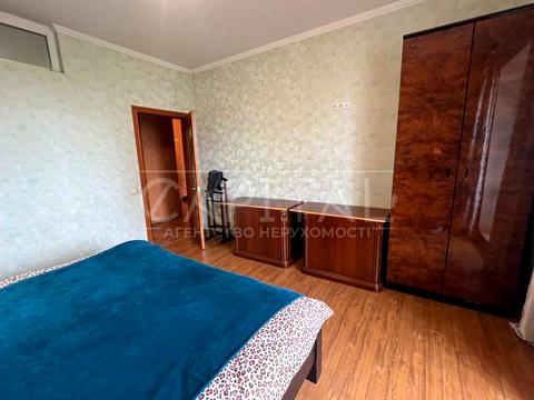 квартира за адресою Голосіївський просп. (40-річчя Жовтня), 68