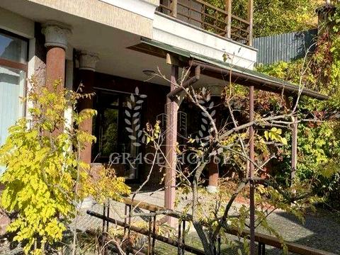 дом по адресу Павла Загребельного ул. (Миколи Раєвського)