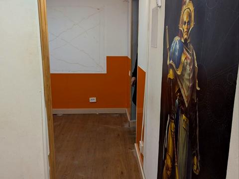 коммерческая по адресу Еленовская ул., 16