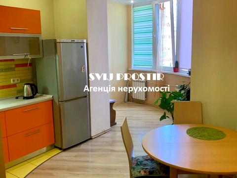 квартира за адресою Володимира Івасюка просп. (Героїв Сталінграду), 6