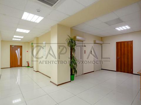 комерційна за адресою Жилянська вул., 101