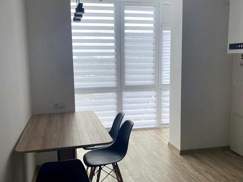 квартира за адресою Івасюка вул., 34
